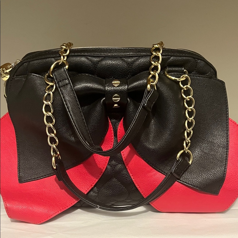 Betsy Johnson Red Black Bow Detail Handbag